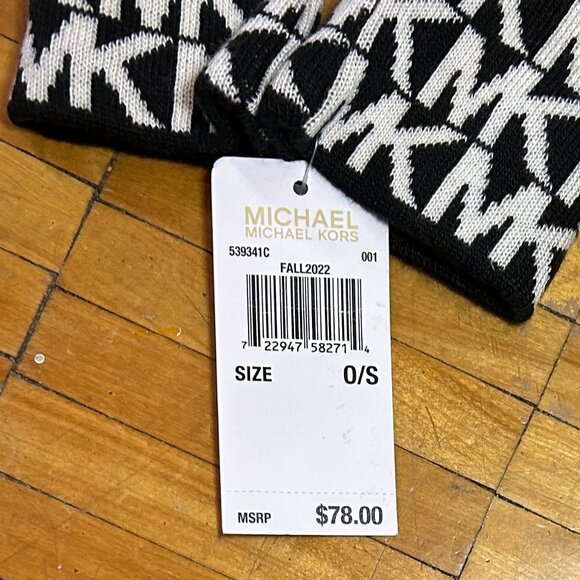 NEW MICHAEL( Michael Kors) BLACK & WHITE CUFFED KNIT GLOVE - Picture 4 of 5